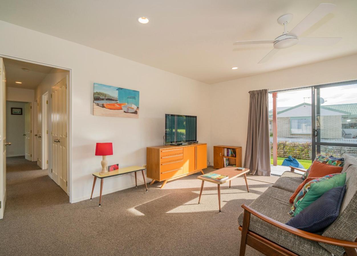 Sunlight Bach - Whitianga Holiday Home エクステリア 写真